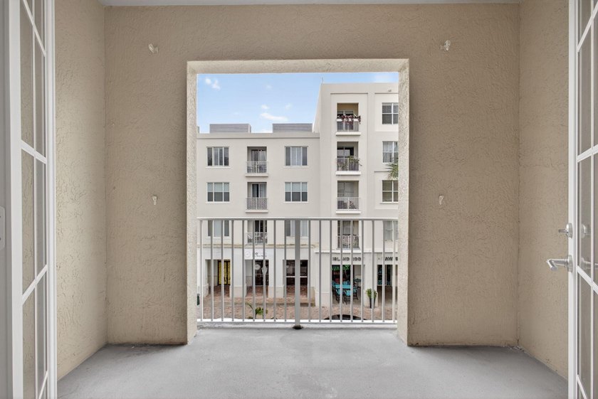 Live in the heart of Abacoa in this beautifully updated - photo 21