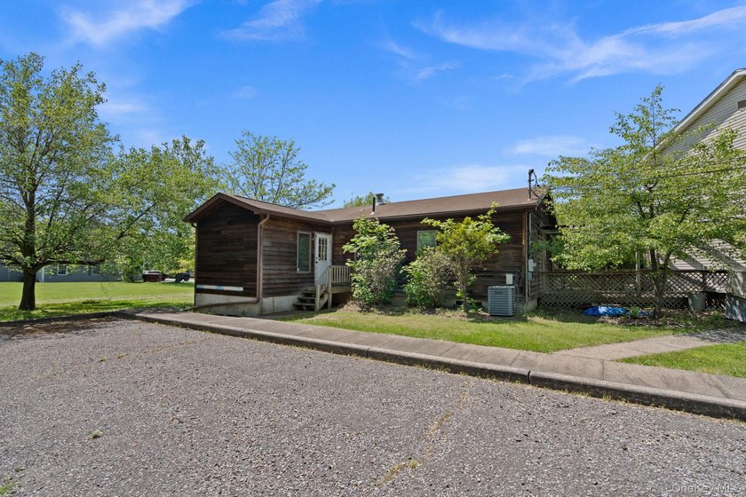 PRIME COMMERCIAL INVESTMENT: DUAL-BUILDING. Seize an - photo 24