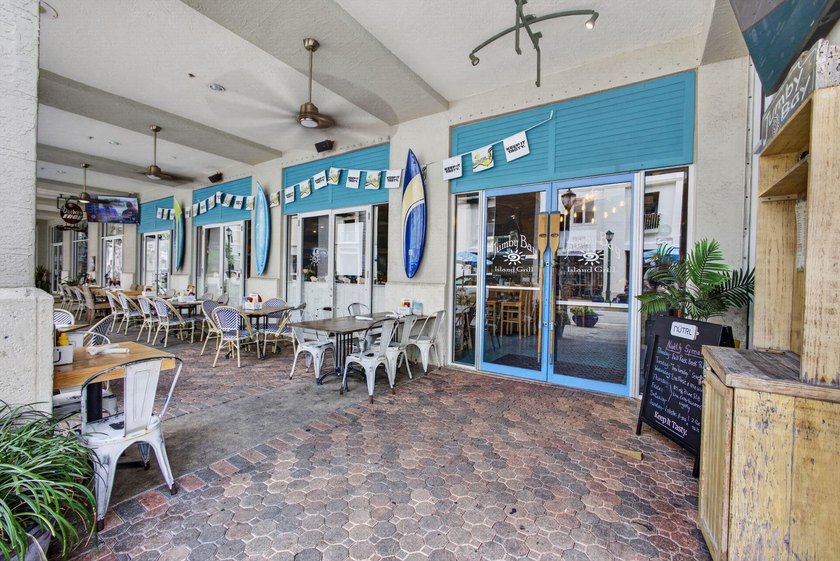 Live in the heart of Abacoa in this beautifully updated - photo 30