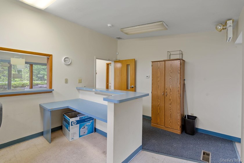 PRIME COMMERCIAL INVESTMENT: DUAL-BUILDING. Seize an - photo 31