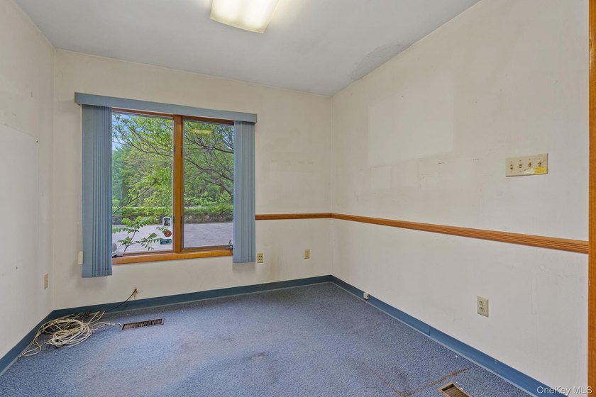 PRIME COMMERCIAL INVESTMENT: DUAL-BUILDING. Seize an - photo 40