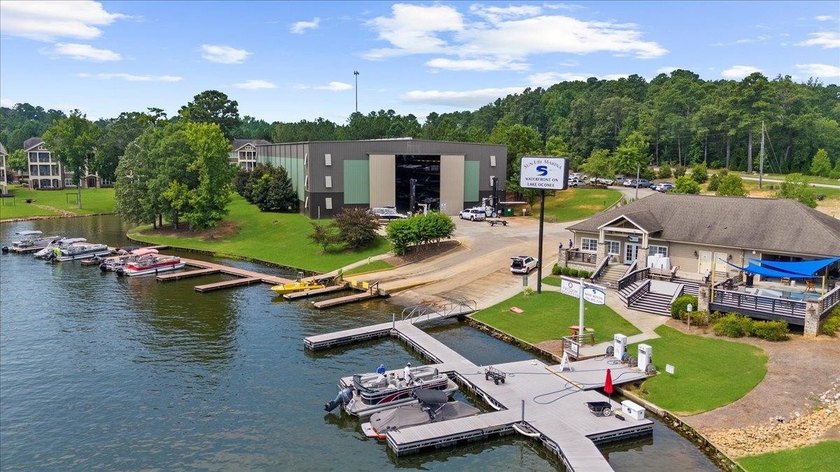 PRICED TO SELL!! Unbelievable price for a lake front home on - photo 27