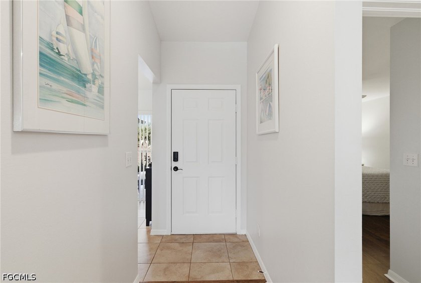 Beautiful first fairway views, tasteful modern decor, updates - photo 3