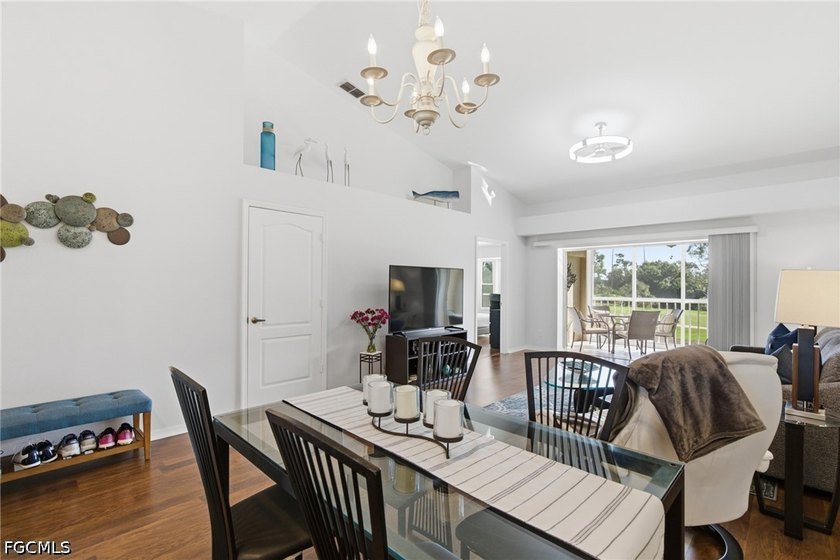 Beautiful first fairway views, tasteful modern decor, updates - photo 8