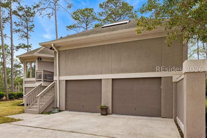Experience the pinnacle of Long Cove Club living in this - photo 5