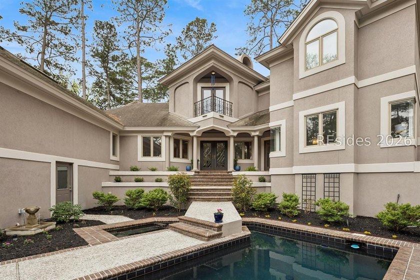 Experience the pinnacle of Long Cove Club living in this - photo 7