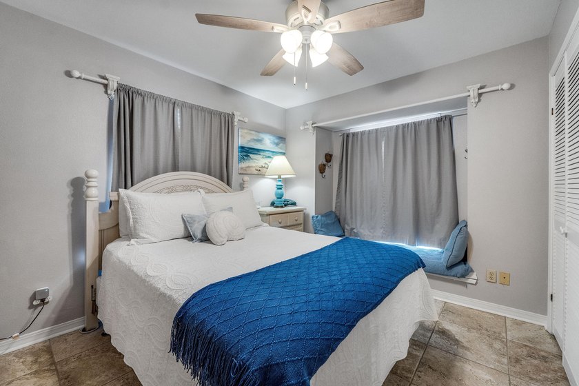 Enjoy Gulf views and unbeatable beach access from this - photo 10