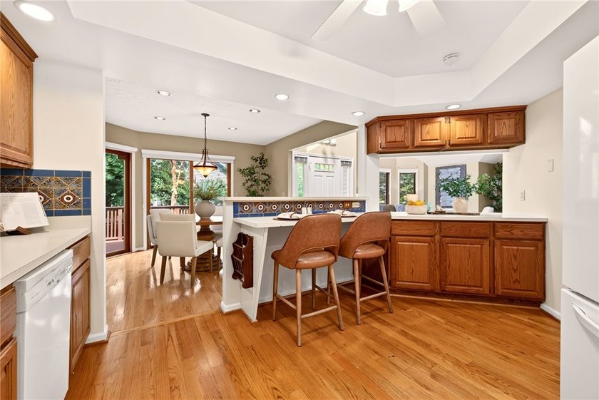 Welcome to 15 Foxborough Lane! This beautifully maintained - photo 22