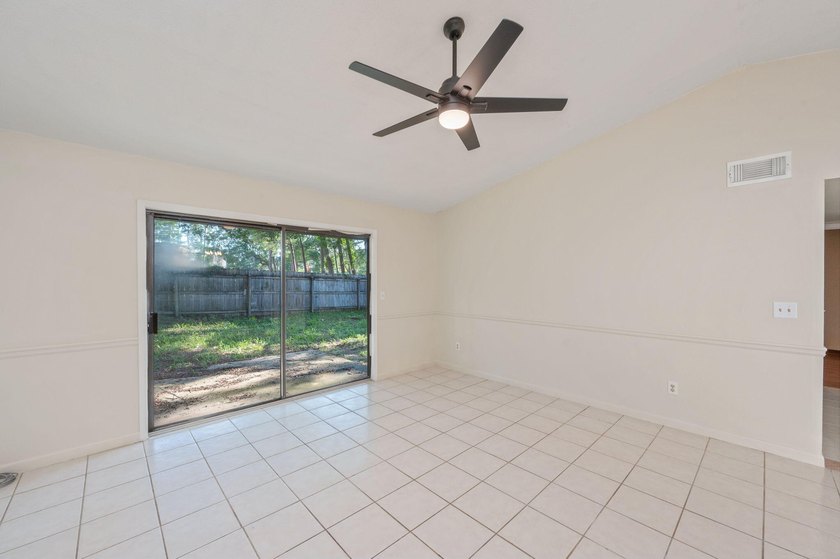 Move-in ready and even better--seller to install new siding &amp; a - photo 6