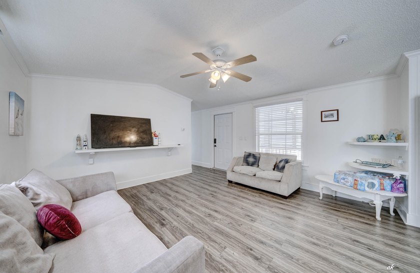 Looking for a primary residence, vacation getaway, or investment - photo 5