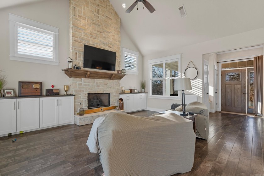 If you've been searching for a spacious home with water views in - photo 9