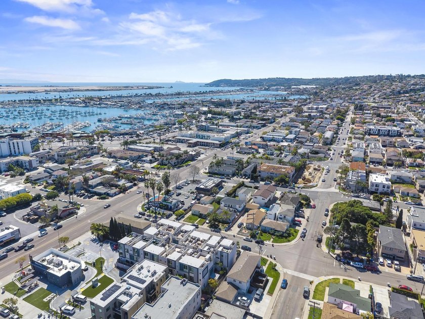 Experience modern coastal elegance in the heart of Point Loma - photo 3