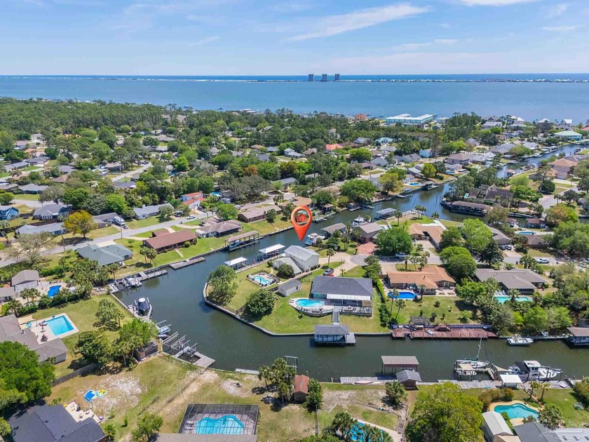 In the desirable Villa Venyce area, step into waterfront living - photo 11