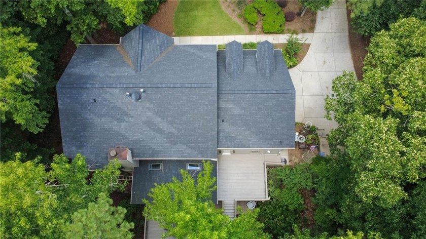 Lake lot. Cul-de-sac. Privacy. Chimney Lakes. One of the larger - photo 4