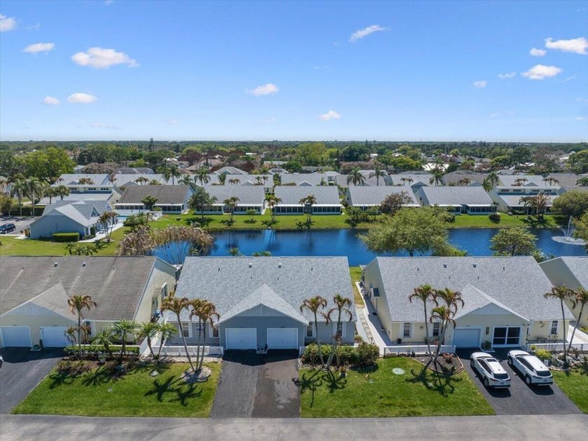 Beautiful 2 bedroom, 2 bathroom home featuring a brand new 2026 - photo 2