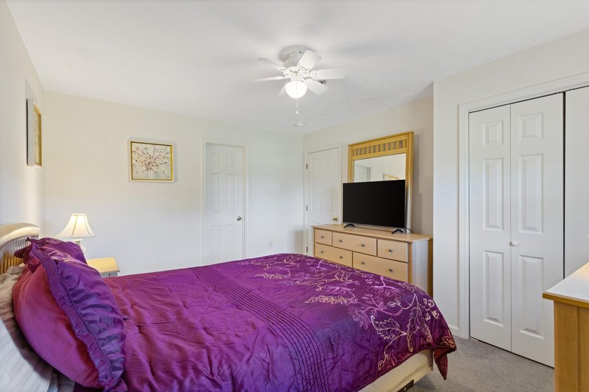 Introducing this fully furnished, top-floor end unit 2-bedroom - photo 12
