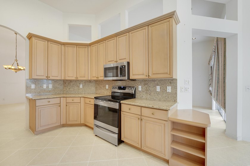 Welcome to this Beautifully maintained Perugia Model with nearly - photo 12