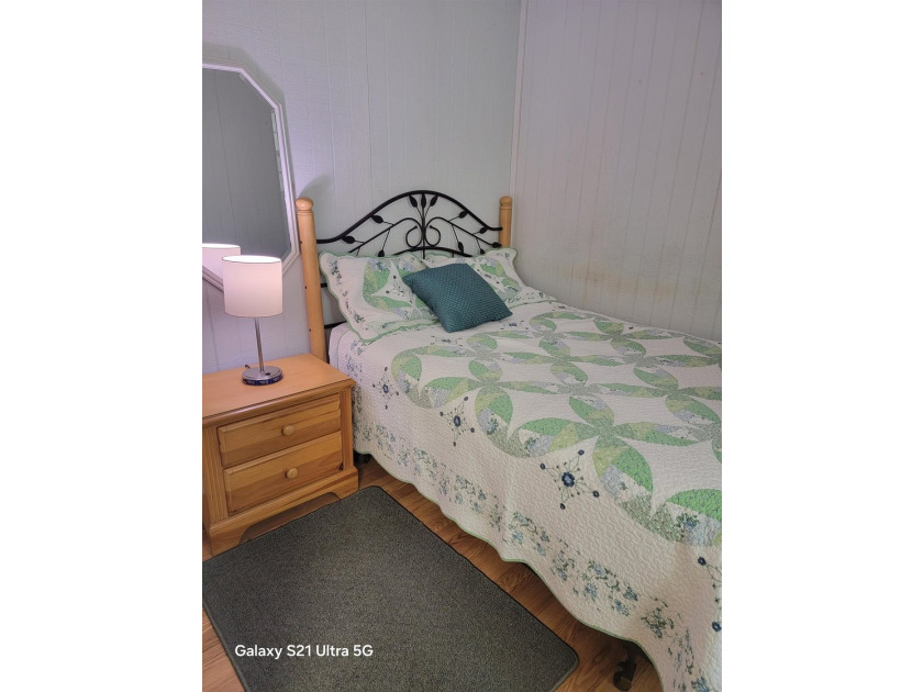 Great location near the ocean, restaurants and the Surfside - photo 2