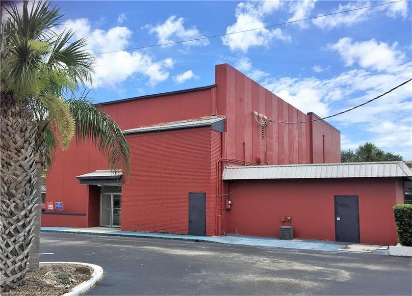 2 Story 10,966 SF Bank Building at traffic light West Main &amp; - photo 6