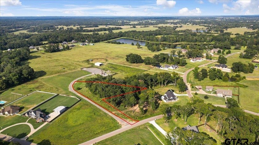 Welcome to Blue Ridge Estates! This beautiful 1.668 acres is - photo 5