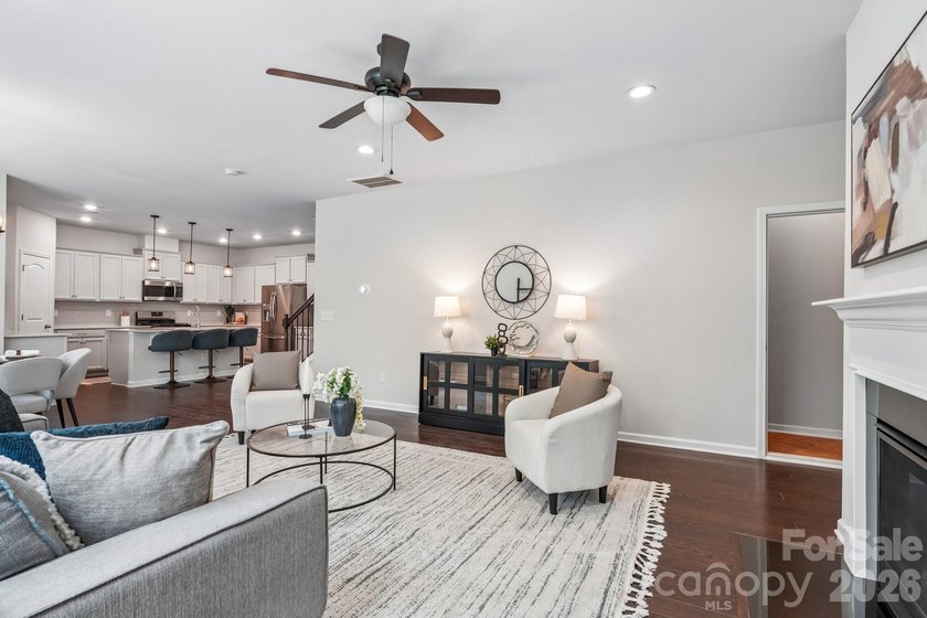 Welcome to The Palisades, one of Charlotte's premier - photo 15