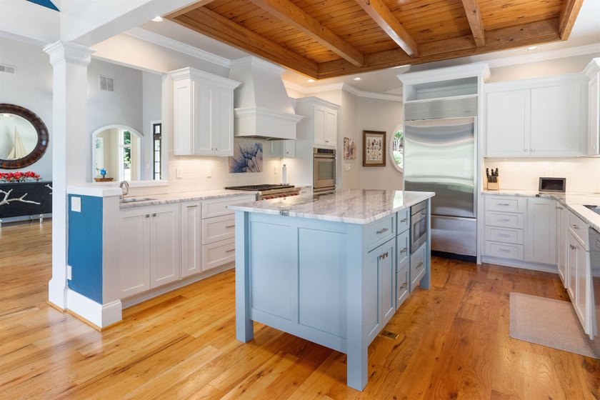 SIMPLY REMARKABLE LAKE OCONEE HOME ON 1.75 ACRES OF LUSH - photo 16