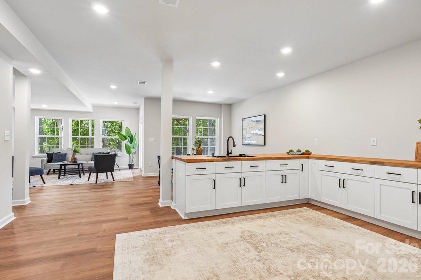 Welcome to The Palisades, one of Charlotte's premier - photo 36