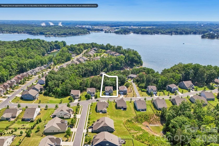 Welcome to The Palisades, one of Charlotte's premier - photo 42