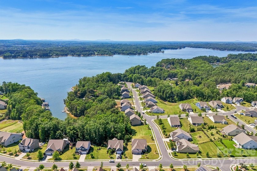 Welcome to The Palisades, one of Charlotte's premier - photo 45