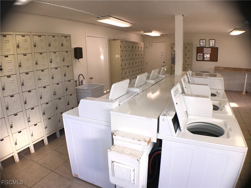 Looking for that fresh vibrant *move-in ready* energy? A RARE - photo 48