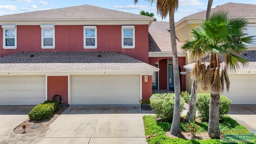 Beautiful two-story property offering 3 bedrooms and 2.5 baths - photo 3