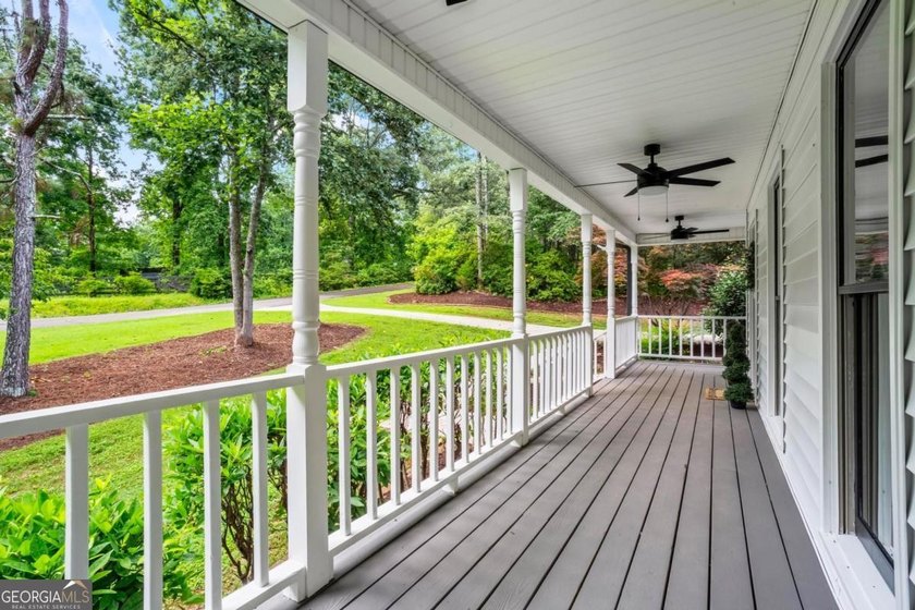 Welcome to 410 Arliss Drive - a beautifully renovated 3 bedroom - photo 7