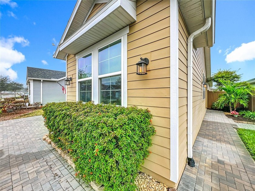 MOTIVATED SELLER!  LOW OR NO ELECTRIC BILL!!!!
Resort-Style - photo 5