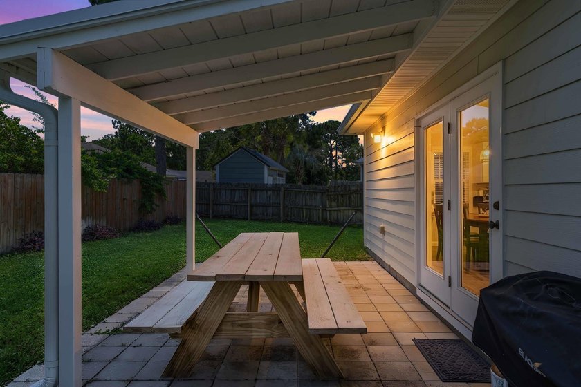 Recently updated Miramar Beach home on a cul-de-sac with a - photo 3