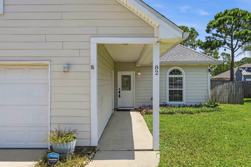 Recently updated Miramar Beach home on a cul-de-sac with a - photo 8