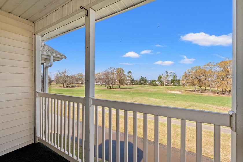 Welcome to this beautifully maintained 2-bedroom, 2-bath third - photo 2
