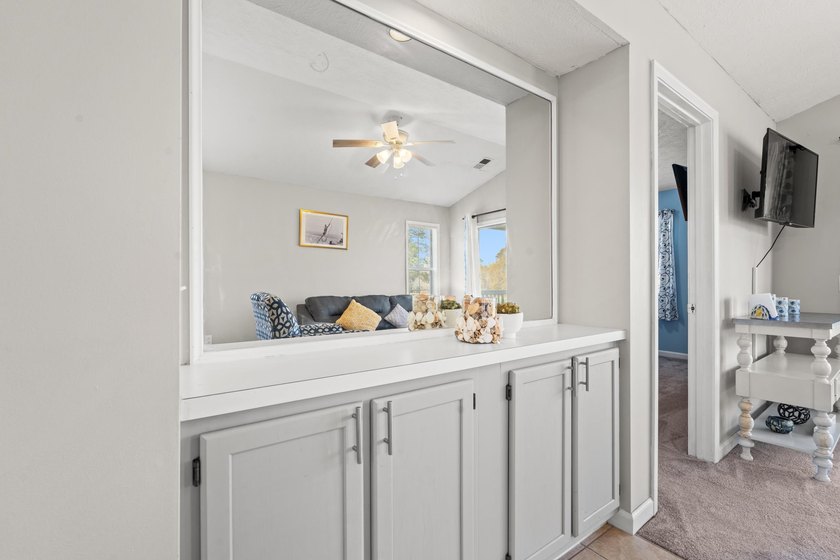 Welcome to this beautifully maintained 2-bedroom, 2-bath third - photo 8