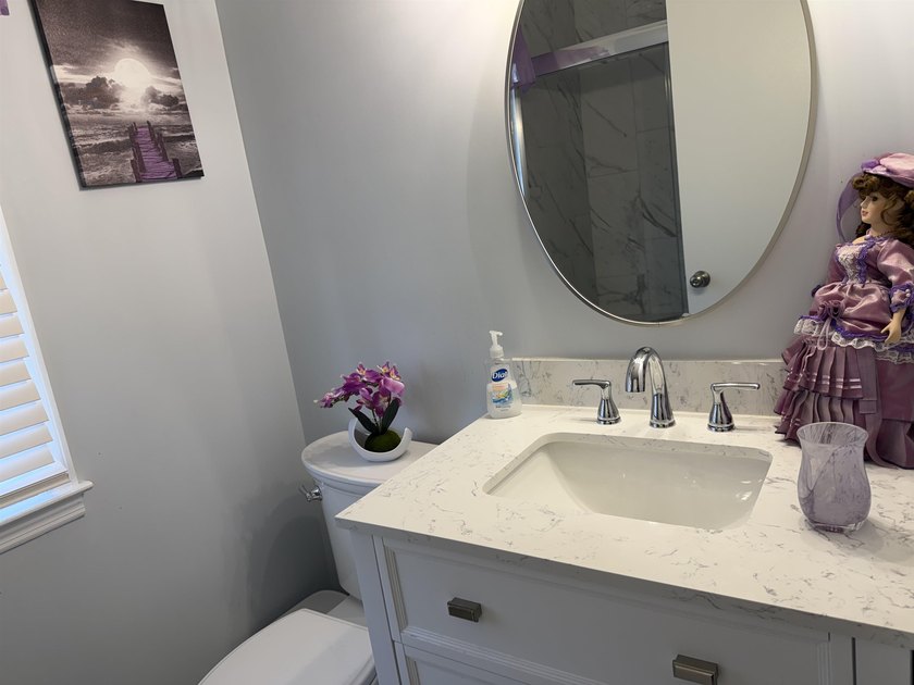 This townhouse comes fully furnished, only one block from the - photo 10