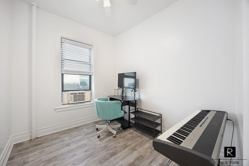 Convertible 3-Bedroom HDFC Co-op With Renovated Interiors and - photo 7