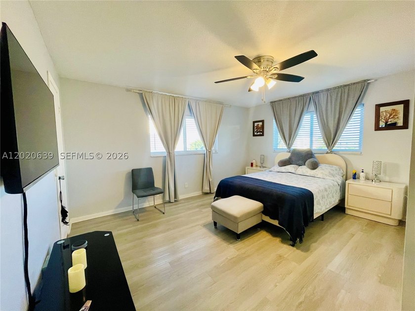 Tucked away on the fourth floor of the welcoming 55+ community - photo 22