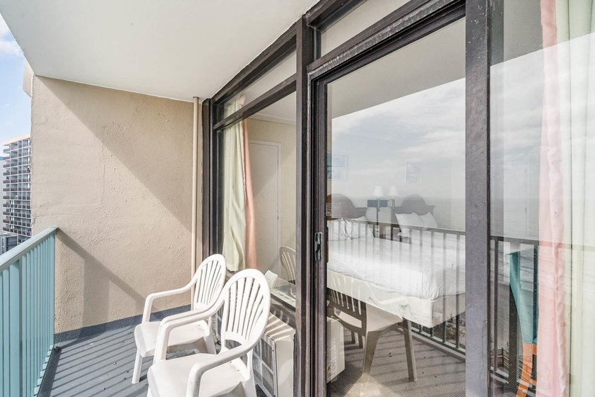 Welcome to Sand Dunes! This efficiency, direct oceanfront condo - photo 5