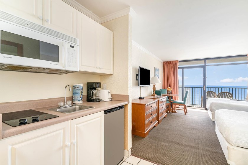 Welcome to Sand Dunes! This efficiency, direct oceanfront condo - photo 9