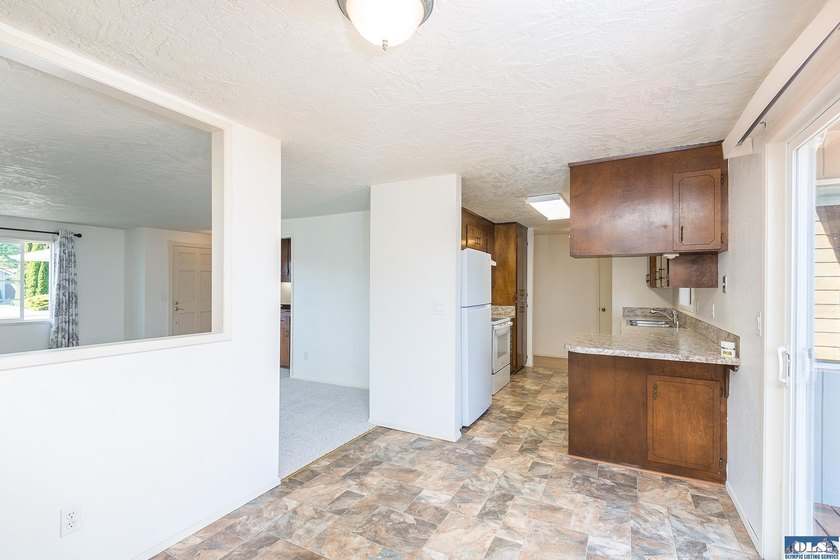 From top to bottom, this lovely one story home has been updated - photo 15