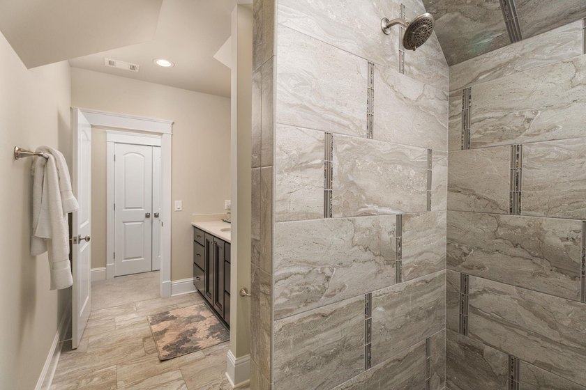 STUNNING LIKE-NEW LUXURY CUSTOM HOME AT REYNOLDS LAKE OCONEE - photo 40