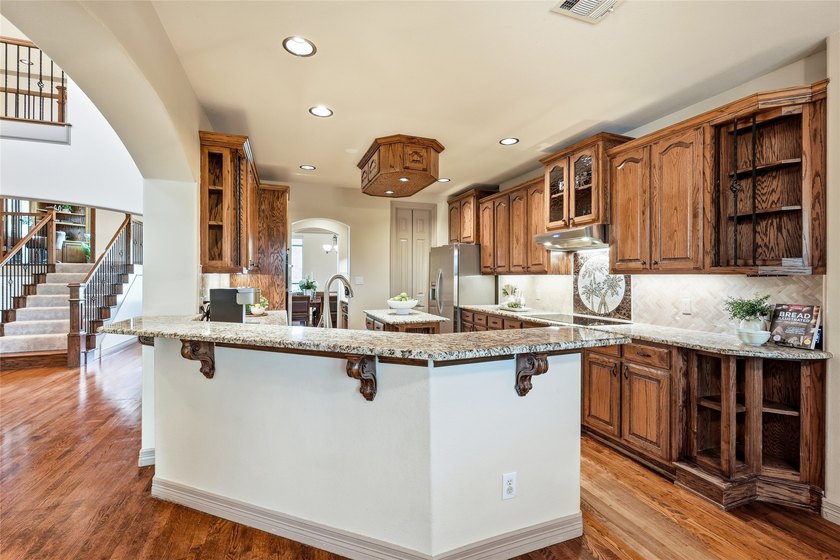 Welcome to 3536 Bay Ridge Drive - a beautifully updated - photo 10