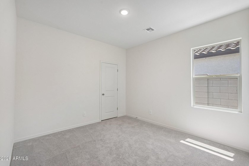 Beautiful NEW Home in PRIME San Tan Valley location, close - photo 17