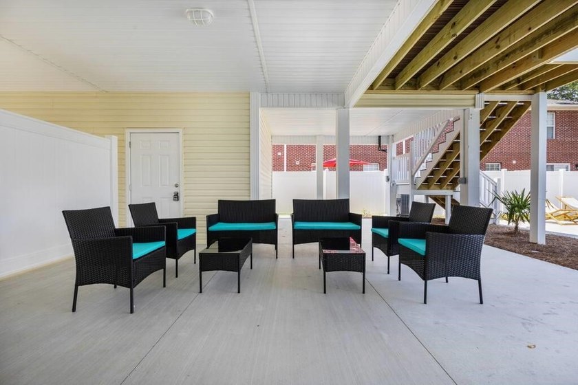 This is the kind of property that makes short-term rental - photo 5