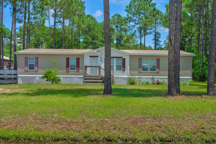 Spacious 5-bedroom, 3-bath mobile home built in 2017, offering - photo 5