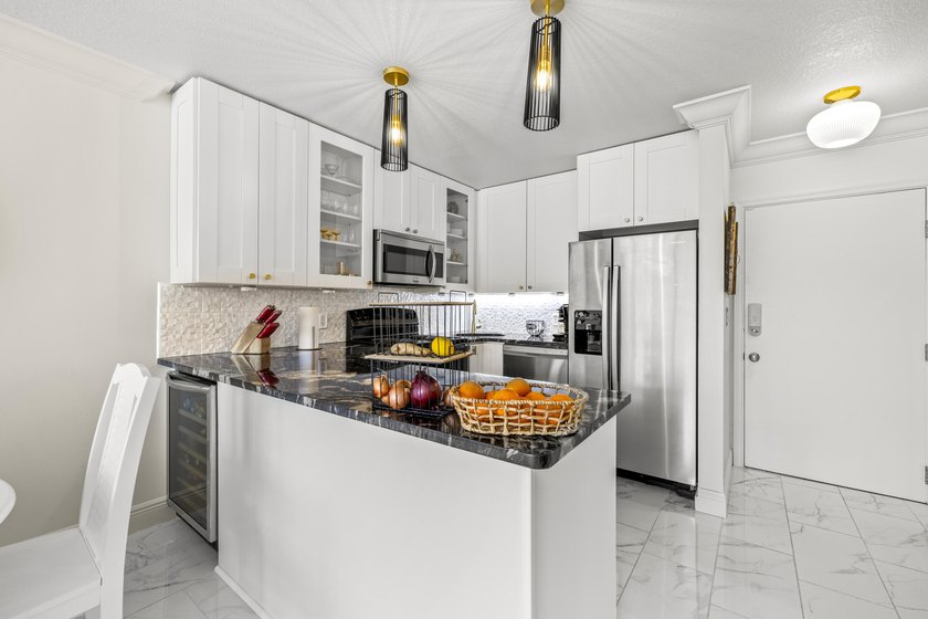 Welcome to your Slice of Paradise on South Hutchinson Island! - photo 2