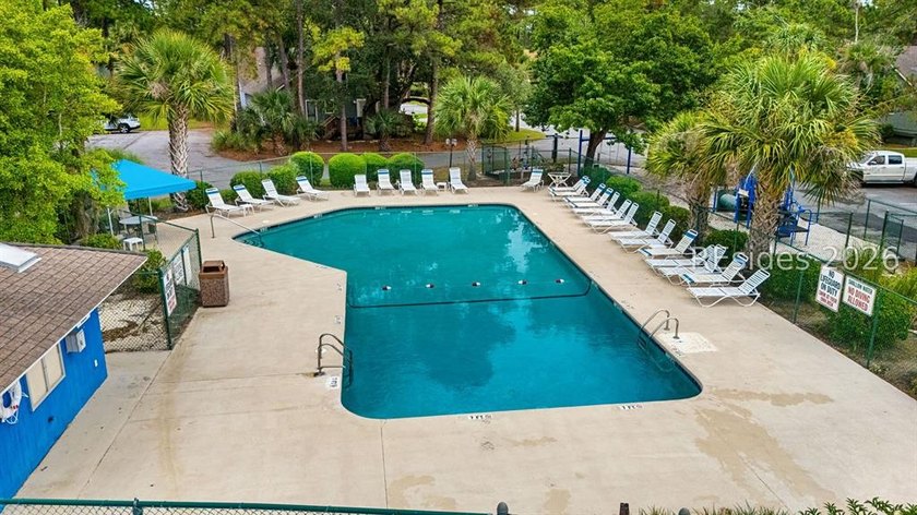 Beautifully remodeled &amp; meticulously maintained 4-bed 3-bath - photo 41